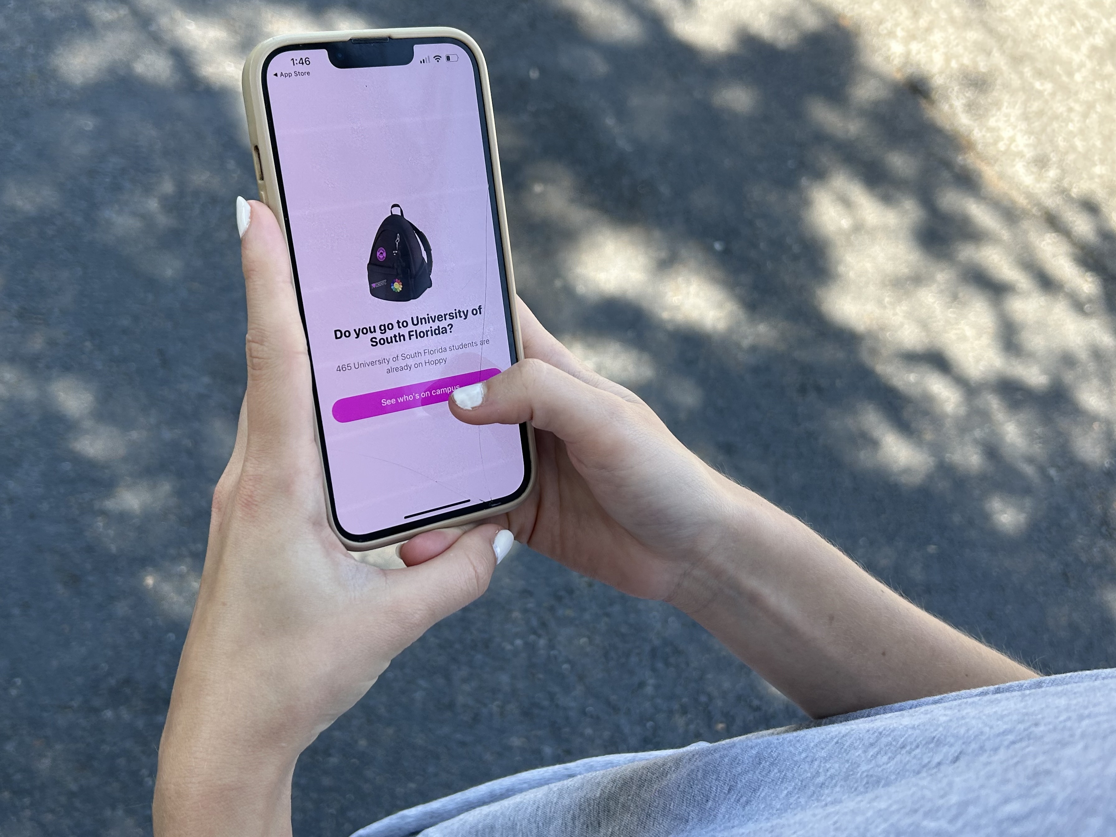 This is a picture of a student signing up to use a dating app called Hoppy. Image by Hannah Lau