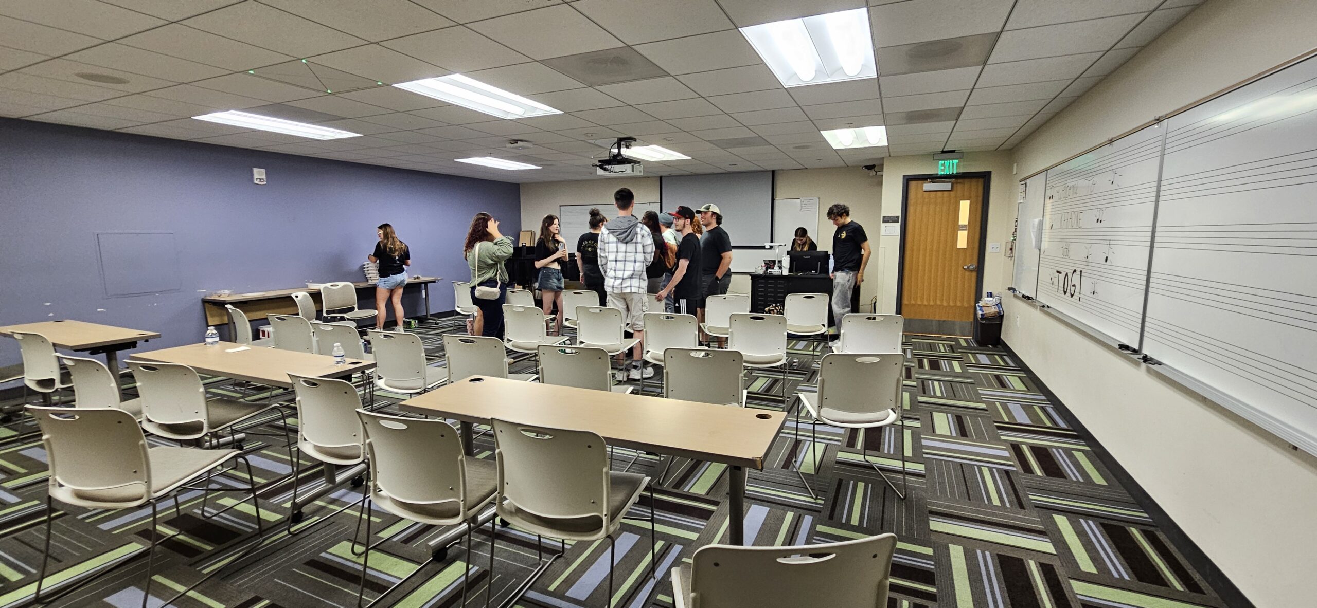 Tones of Gold Karaoke Night - Allon Isaacs